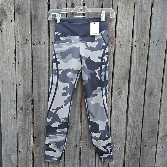 Better Bodies Leggings - Picture 1 of 6